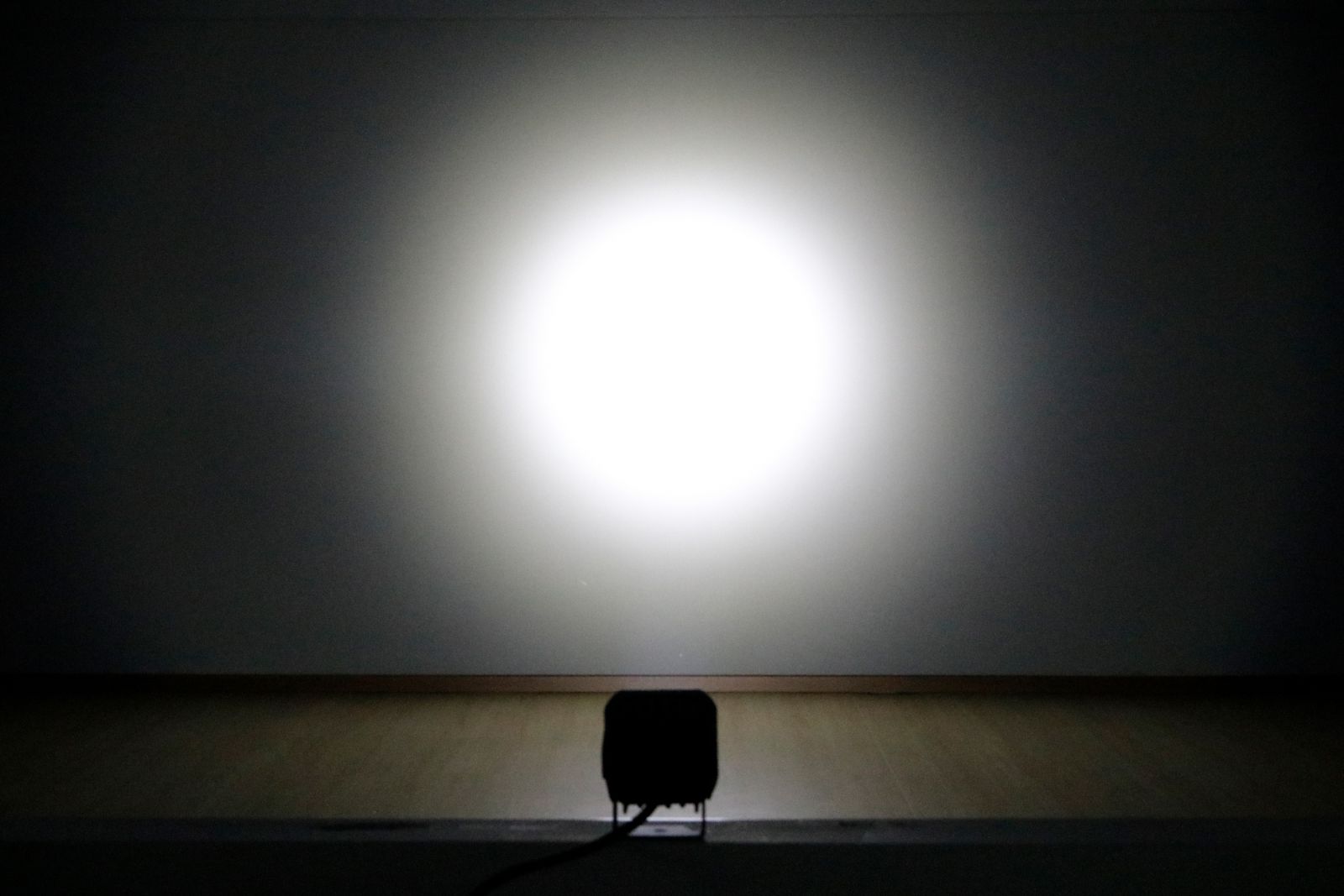 3012-20W-SPOT-BEAM PATTERN-02